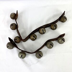 12 Antique Jingle Bells Vermont Farm Horse Sleigh Christmas on Leather Straps